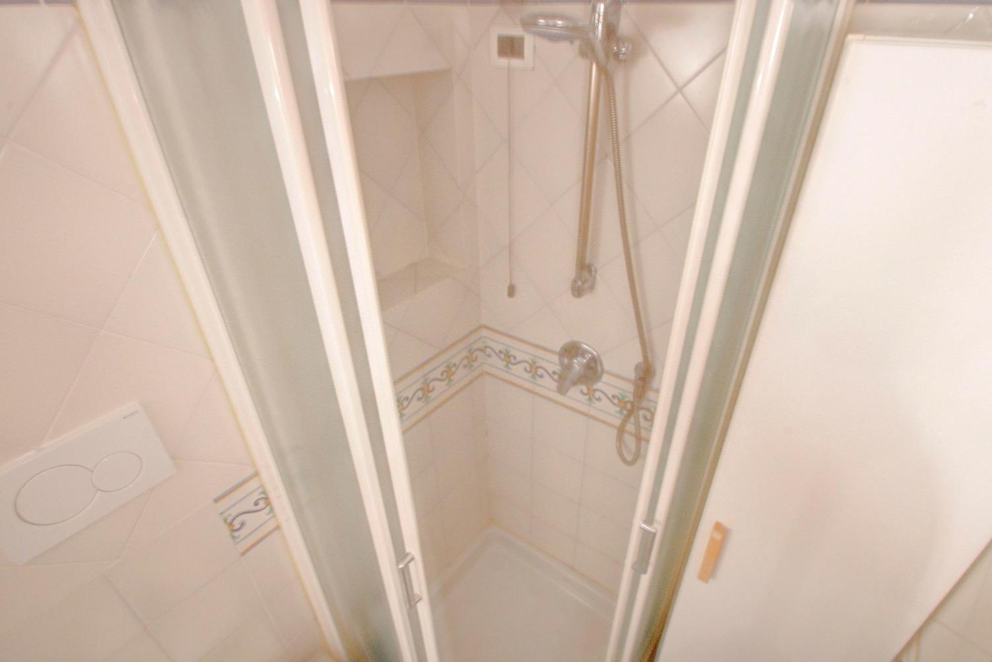 Apartamento Arriving By Train#2 - Quiet, 4pax, Internet *